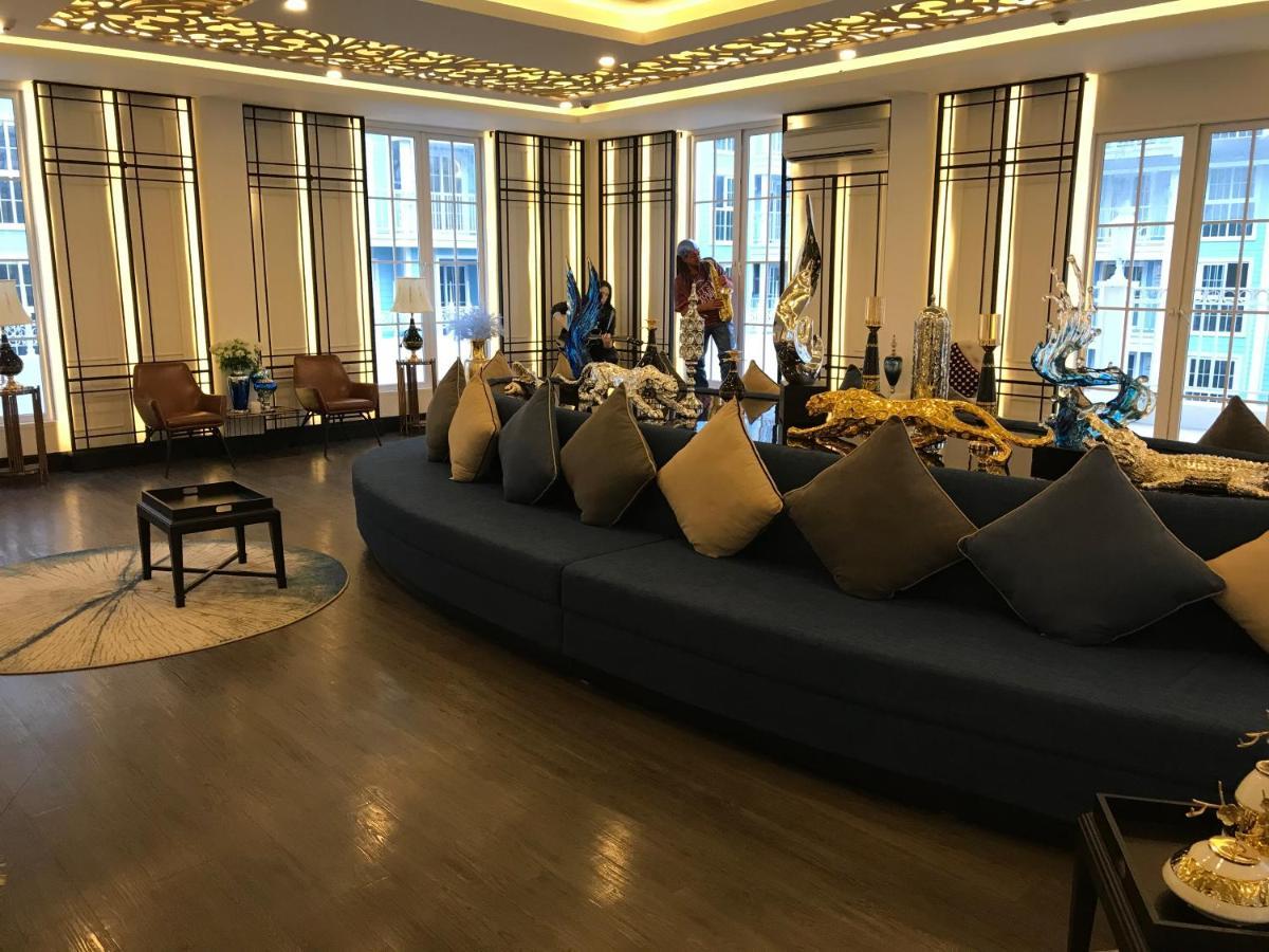Grand Florida芭提雅带免费游泳池温泉和健身房和办公区水上花园公寓e208 Na Chom Thian Ngoại thất bức ảnh