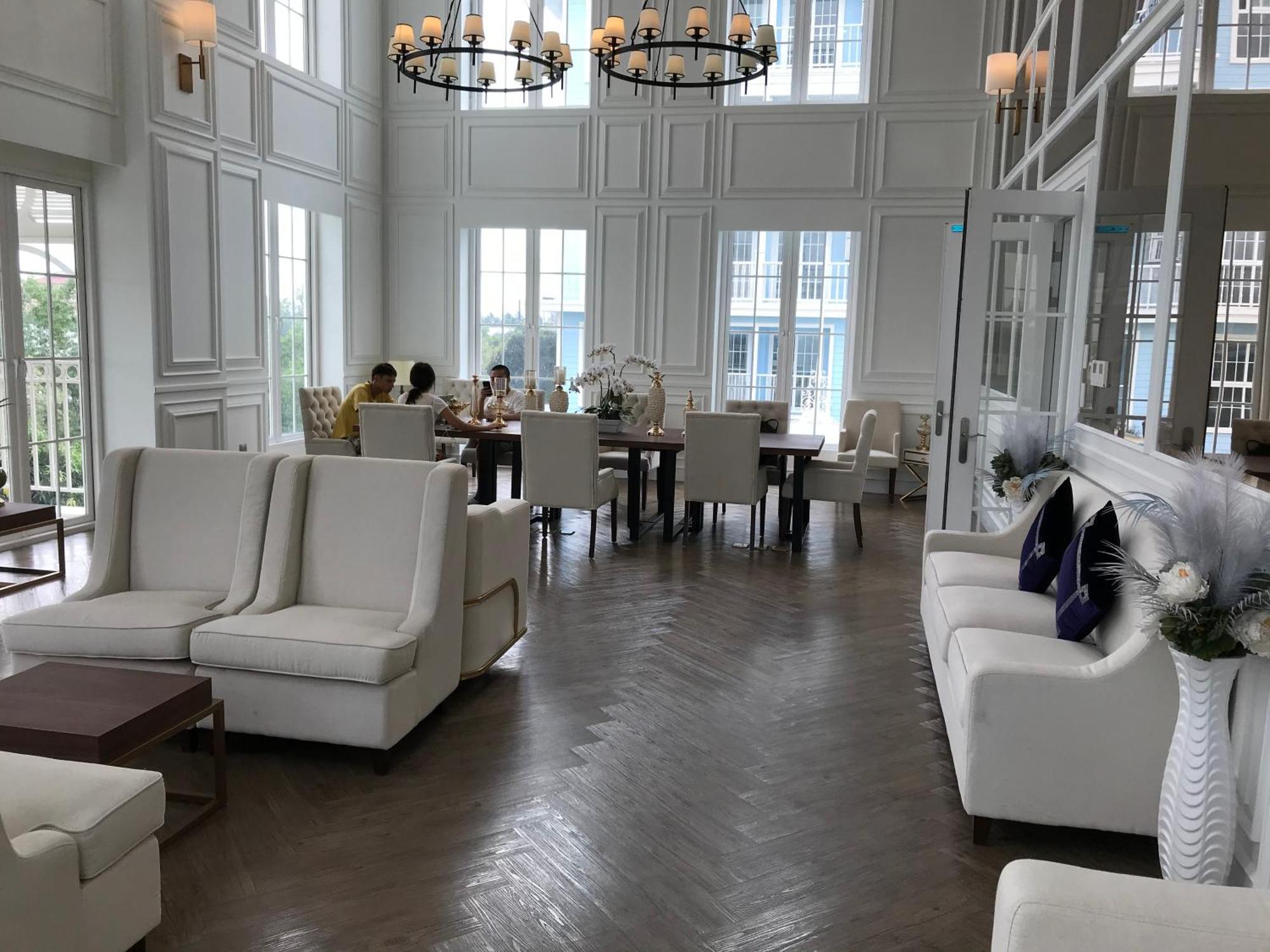 Grand Florida芭提雅带免费游泳池温泉和健身房和办公区水上花园公寓e208 Na Chom Thian Ngoại thất bức ảnh