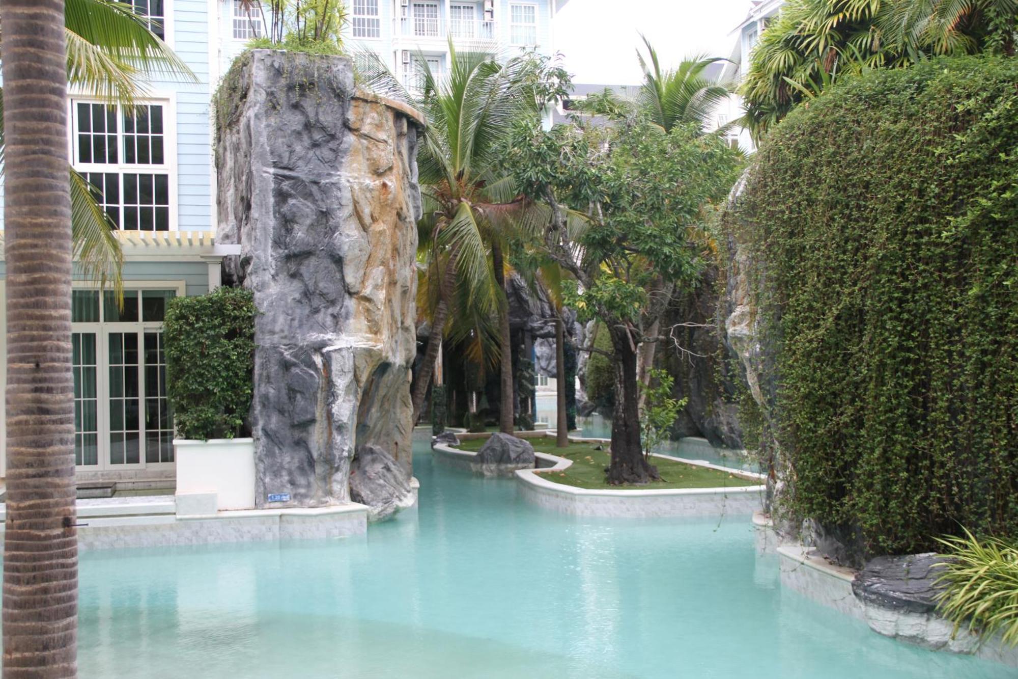 Grand Florida芭提雅带免费游泳池温泉和健身房和办公区水上花园公寓e208 Na Chom Thian Ngoại thất bức ảnh